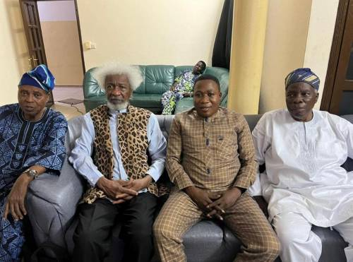 Soyinka Visits Sunday Igboho In Benin Republic, Holds Closed-door Meeting